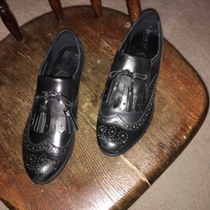 Worn once very comfortable